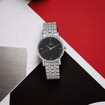 Titan Men's Elegance Watch: Black Dial with Sleek Link Strap - 38 mm Case Size - Medium Dial